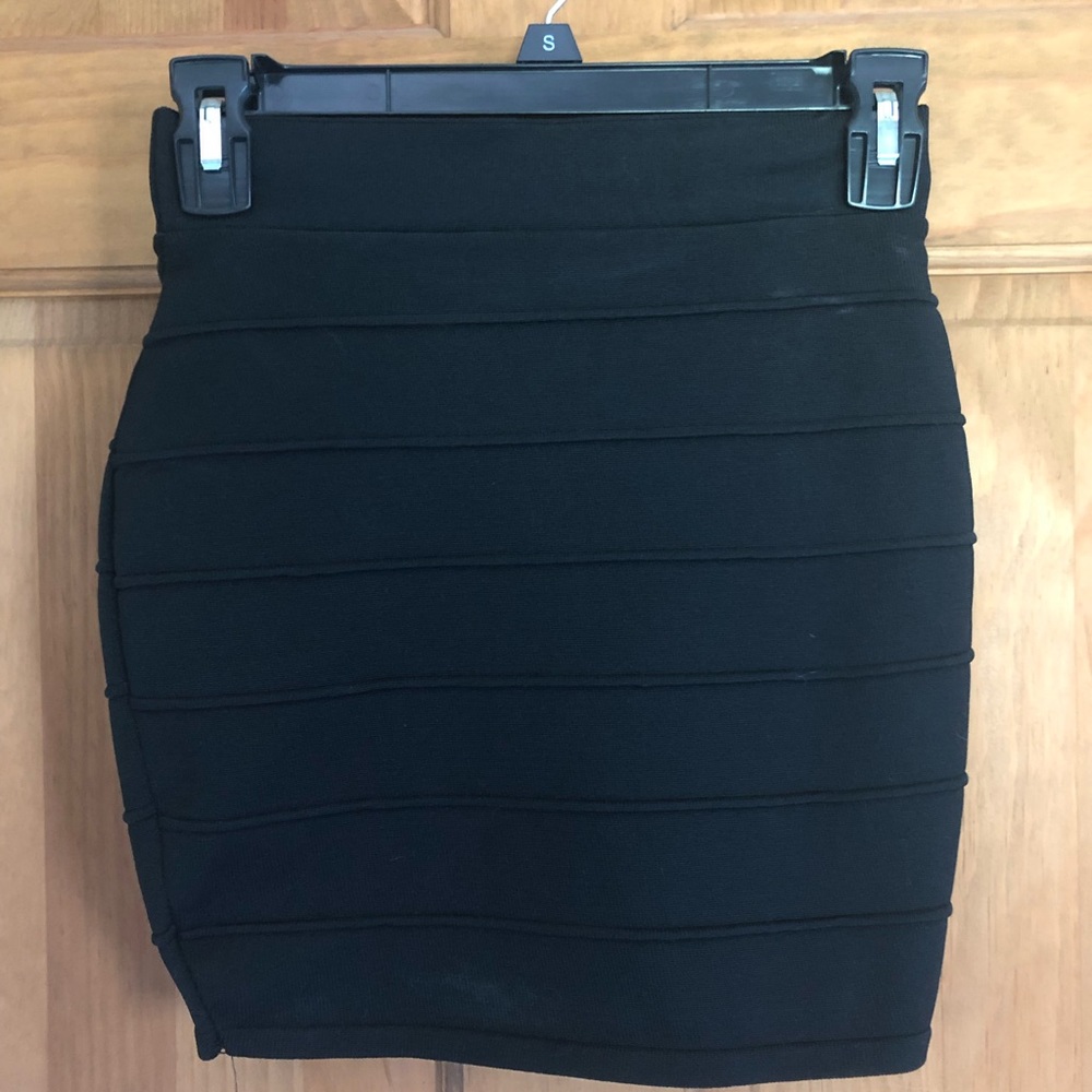 Black skirt